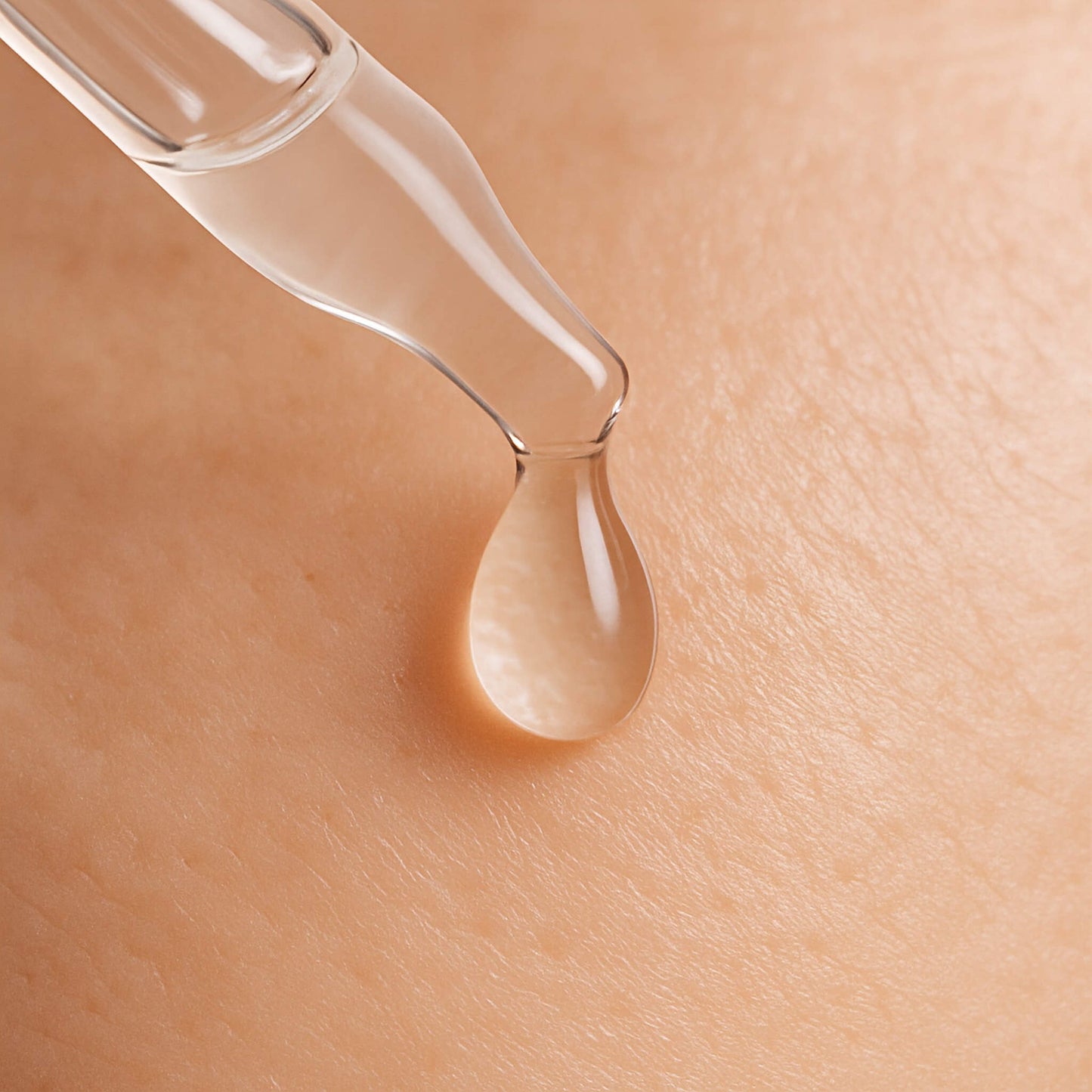 Clear Pores & Smooth Skin — Visible Results in 30 Days